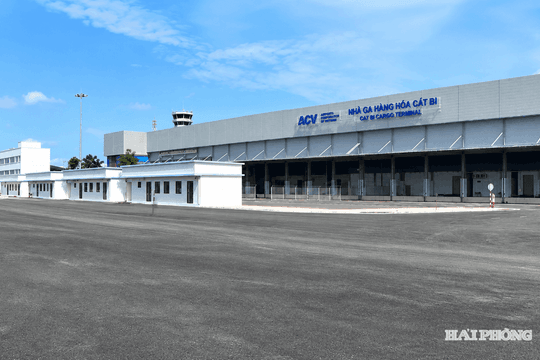 Sắp bàn giao nhà ga hàng hóa tại sân bay quốc tế ở TP nhỏ nhất Việt Nam