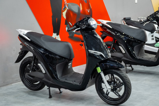 Quảng cáo đi 156 km/1 lần sạc, VinFast Feliz II được chủ xe 'thử sức' trên hành trình hơn 200 km từ TP.HCM đến Lâm Đồng với tải trọng 130kg và tuyên bố thẳng