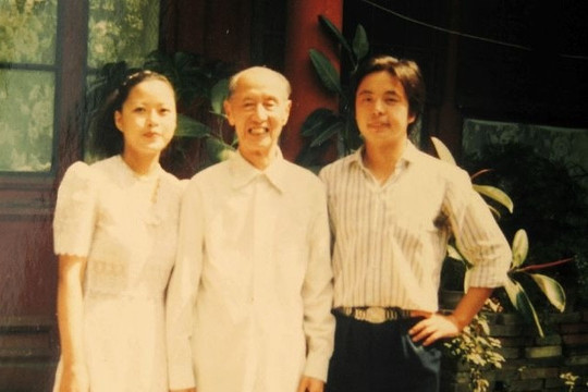 Nam sinh học giỏi nhưng bị 0 điểm môn Toán, Văn viết vỏn vẹn 28 chữ trên bài thi, trường Đại học lớn đã vào cuộc và tuyên bố quyết định ngay