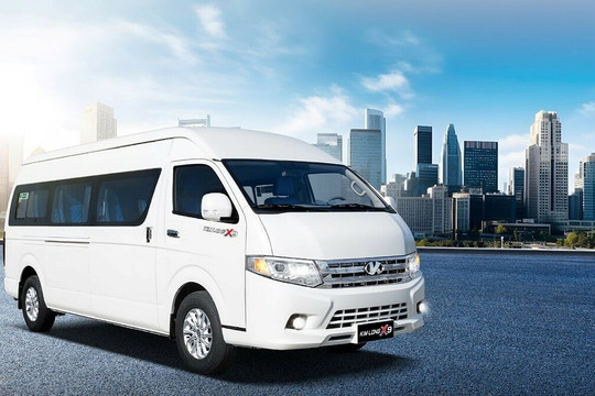 Hãng xe Việt Kim Long Motor trình làng dòng xe 16 chỗ mới, giảm ngay 40 triệu đồng