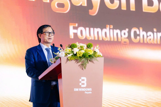 Nhà máy hàng đầu Đông Nam Á của ông Nguyễn Bá Dương tuyển 300 nhân sự, thu nhập tới 20 triệu đồng/tháng