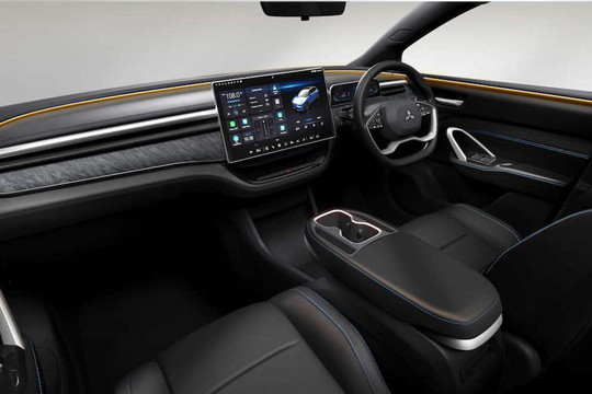 Mitsubishi hồi sinh một cái tên quen thuộc thành xe điện, thiết kế bởi 'người quen' của VinFast