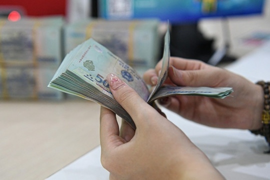 Mỗi hộ gia đình và mỗi người lao động được nhận 2.500.000 đồng, ai thuộc nhóm đối tượng hưởng, điều kiện cụ thể ra sao?