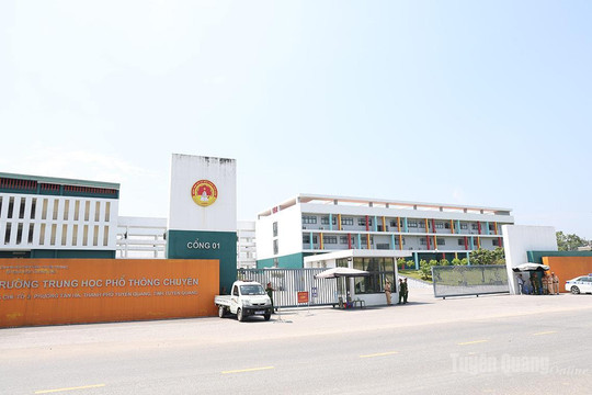 Vì sao 5 thí sinh ở Tuyên Quang không có mặt tại buổi làm thủ tục thi lại?