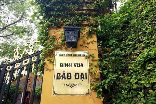 Dinh thự gần 100 năm tuổi do người Pháp xây dựng, là nơi lưu dấu vị vua cuối cùng triều Nguyễn ở miền Bắc