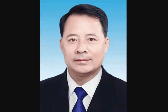 Cách chức, tịch thu tài sản, khai trừ khỏi Đảng đối với nguyên Bí thư Huyện ủy sinh năm 1971 tại Trung Quốc