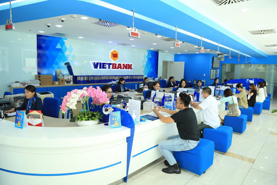 Bà Trần Thị Lâm mua gần 22 triệu cổ phiếu VBB