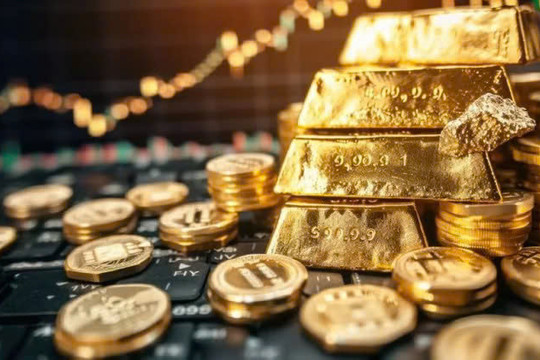 Giá vàng hôm nay (22/8): Vàng nhẫn có nơi tăng 1,5 triệu đồng, thị trường thế giới tiếp tục bứt phá