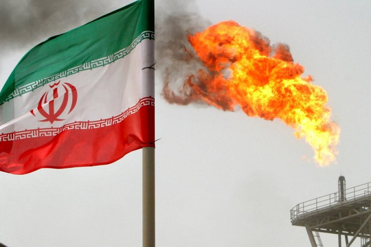 Iran thông báo phát hiện mỏ khí đốt khổng lồ