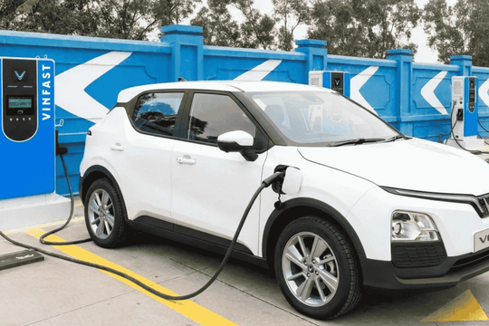 Lăn bánh đúng 10.000km, chủ xe VinFast VF 5 đã thừa nhận thật về chi phí nuôi xe, công khai luôn cảm giác lái trên cung đường Hà Nội - Hưng Yên vào mỗi tuần