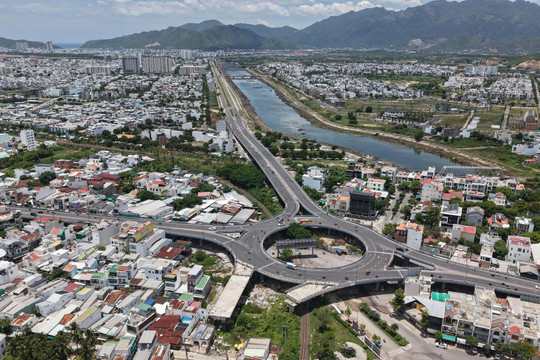Tập đoàn Phúc Sơn thi công dự án 'lụt' 10 năm ở Nha Trang