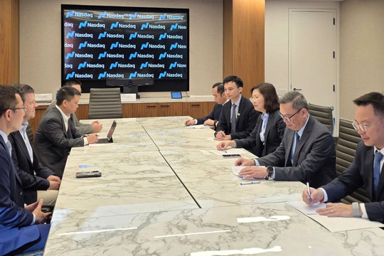Gặp Chủ tịch UBCKNN, lãnh đạo Nasdaq sẵn sàng hỗ trợ doanh nghiệp Việt huy động vốn quốc tế