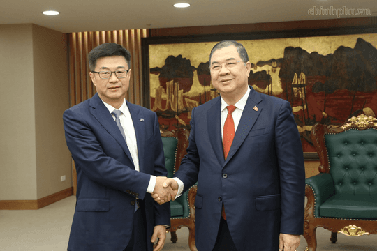 Phó Thủ tướng Thường trực Phạm Gia Túc và Chủ tịch China Eximbank bàn chuyện vốn cho các dự án ưu tiên