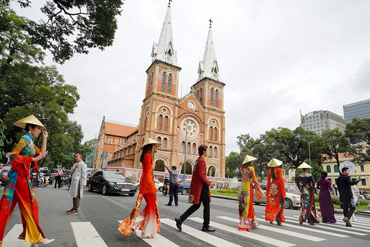 TP.HCM thành siêu đô thị: Cơ hội nghìn tỷ nhưng không chia đều cho tất cả