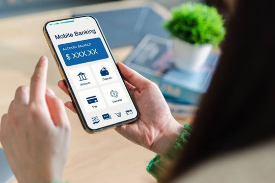 Từ 19/8, phạt đến 100 triệu đồng nếu người dùng tài khoản ngân hàng, ví điện tử có hành vi sau