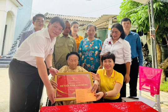 Hưởng ứng lời kêu gọi của Thủ tướng, Vingroup trao tặng hơn 1.044 tỷ đồng tri ân 1.413 Mẹ Việt Nam Anh hùng