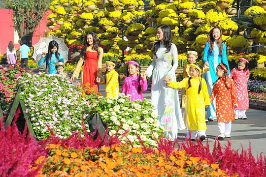 Bộ Nội vụ đề xuất lịch nghỉ Tết Nguyên đán Đinh Mùi 2027, có thể nghỉ 10 ngày liên tục