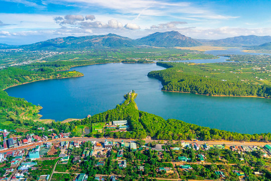 Tỉnh lớn thứ 2 cả nước điều chỉnh Quy hoạch: Trở thành tỉnh giàu có, đáng sống, TP trực thuộc Trung ương trong tương lai