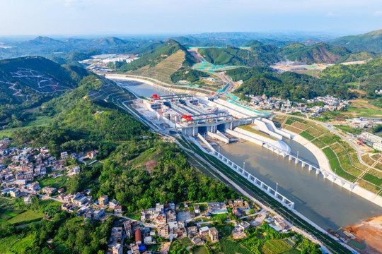 Trung Quốc sắp vận hành kênh đào 134km, rút ngắn 560km ra biển: Việt Nam có thể hưởng lợi trực tiếp