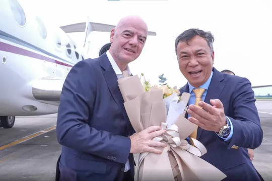 Chủ tịch FIFA có động thái mới sau chuyến thăm Việt Nam