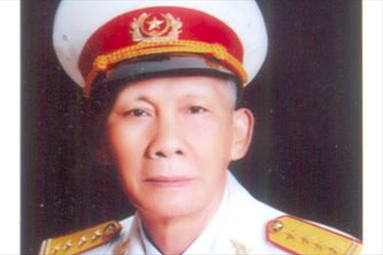 Thượng úy duy nhất của Việt Nam 25 tuổi làm thầy của 6 vị tướng lừng danh, 3 lần vinh dự gặp Bác Hồ