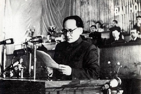 Viện trưởng đầu tiên của Viện Kiểm sát nhân dân tối cao, từng bị thực dân Pháp kết án tù chung thân, đày ra Côn Đảo