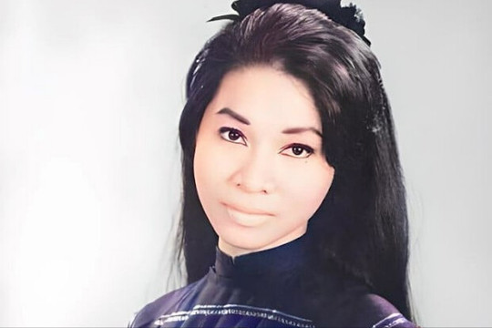 Tiến sĩ nghệ thuật cải lương đầu tiên của Việt Nam, từng kết hôn với danh thủ nổi tiếng, tuổi 81 sống độc thân trong biệt thự 1.200m²