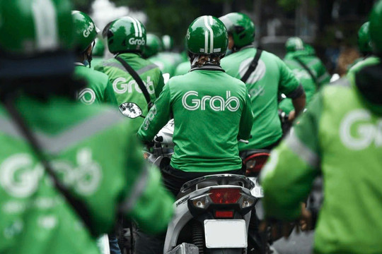 Tài xế GrabBike ‘tắt app’ đòi quyền lợi: Chuyên gia chỉ rõ điểm yếu và cách gây sức ép với nền tảng