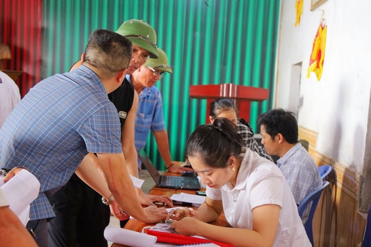 210 hộ dân bị thu hồi đất được duyệt bồi thường 74,3 tỷ đồng, nhường hơn 35ha đất cho KCN quy mô 1.300 tỷ