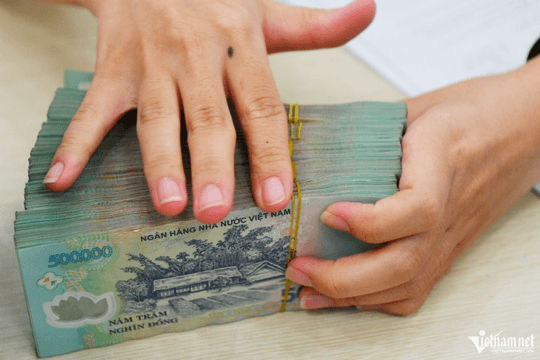 Hủy hợp đồng bảo hiểm sau hơn 2 năm đóng 150 triệu, người mua nhận về gần 21 triệu