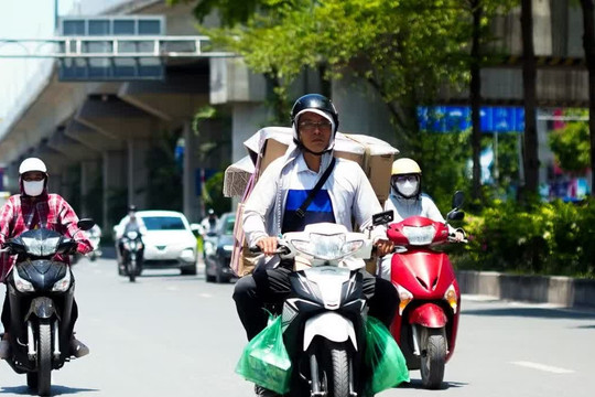 Miền Bắc nắng nóng gay gắt, bất thường