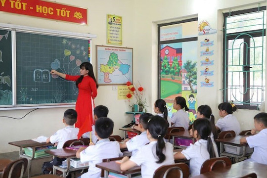 Trường học giảm 50,6% sau sắp xếp, 'nơi thừa nơi thiếu giáo viên'