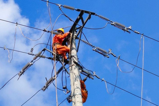 3 tháng cuối năm, mỗi ngày Việt Nam dùng thêm gần 100 triệu kWh điện