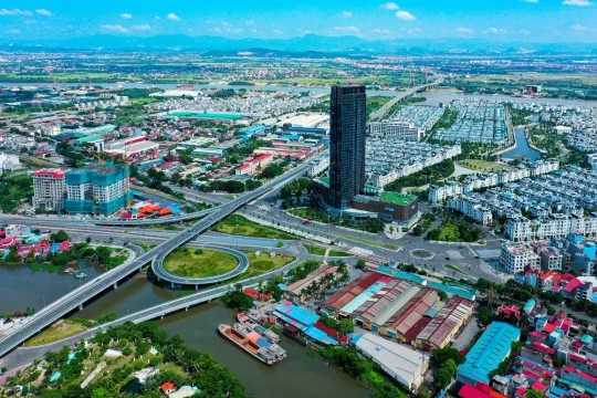GRDP tăng gần 12%, xuất khẩu 44 tỷ USD: Vì sao doanh nghiệp Hải Phòng vẫn than khó?