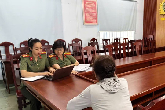 Cho cháu ruột mượn tài khoản ngân hàng, bà L. bị phạt 125 triệu đồng