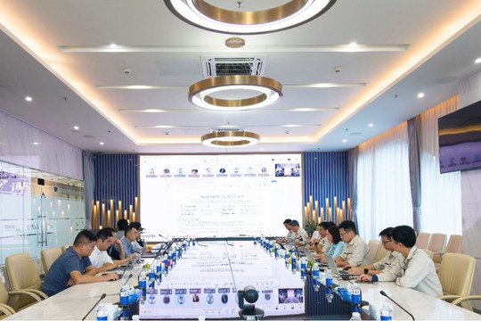 Công ty con lớn nhất của Hòa Phát (HPG) bắt tay tập đoàn Mỹ 100 năm tuổi để rà soát lại toàn bộ chuỗi vận hành