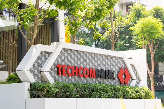 Được Fitch nâng xếp hạng lên BB, Techcombank tiếp tục tăng sức hấp dẫn với nhà đầu tư