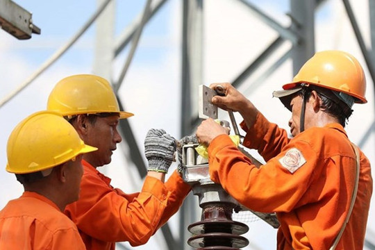 Từ 1/11, người dân và doanh nghiệp có thể được giảm giá điện trong 5 tháng