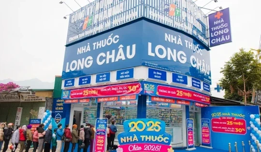 FPT Retail (FRT) 'ăn nên làm ra', nắm hơn 11.000 tỷ tiền gửi ngân hàng