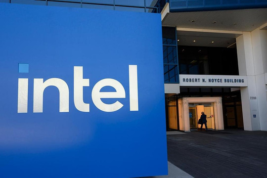 Cổ phiếu Intel bốc hơi 30%, chính phủ Mỹ mất 12 tỷ USD trong một ngày