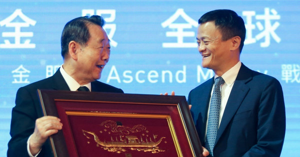 การเผชิญหน้าของ Jack Ma กับครอบครัวที่ร่ำรวยที่สุดในประเทศไทยทำให้ราคาหุ้นของบริษัทเพิ่มขึ้น 800%