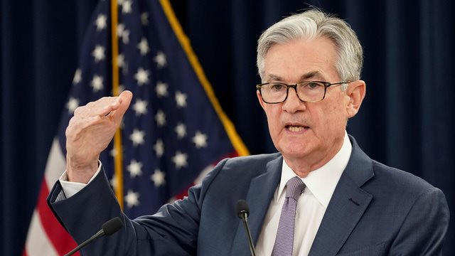 Chủ tịch Powell báo hiệu Fed sẽ tăng lãi suất từ tháng 3