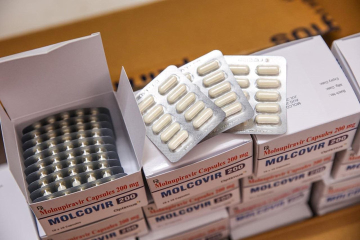 TP. HCM: Đề xuất mua 20.000 liều Molnupiravir phát miễn phí cho F0