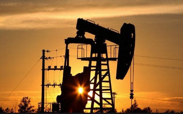 Giá dầu thô có thể cán mốc 380 USD/thùng nếu Nga hành động mạnh tay