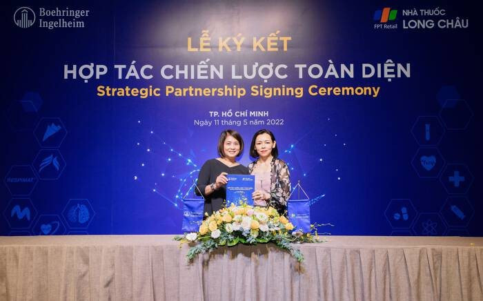 FPT Long Châu và Boehringer Ingelheim Việt Nam ký kết biên bản ghi nhớ hợp tác toàn diện