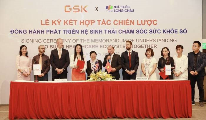 GSK Việt Nam và FPT Long Châu hợp tác phát triển hệ sinh thái chăm sóc sức khỏe số