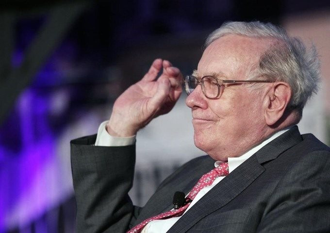 Tỷ phú Warren Buffet tiếp tục "tiến công" S&P 500 sau khoản lỗ 10 tỷ USD trong quý 3