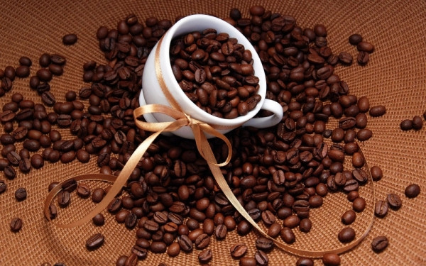Giá cà phê hôm nay 9/1: Cao nhất 39.600 đồng/kg