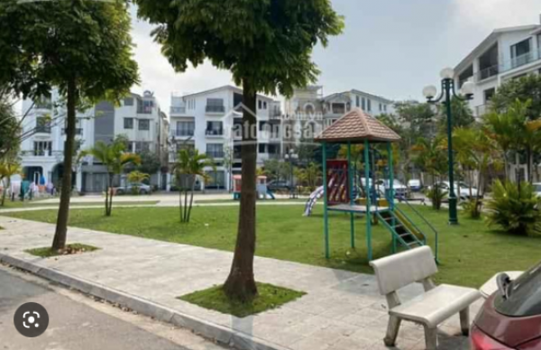 Agribank rao bán căn biệt thự tại HH04 Khu đô thị mới Việt Hưng với giá hơn 31 tỷ đồng