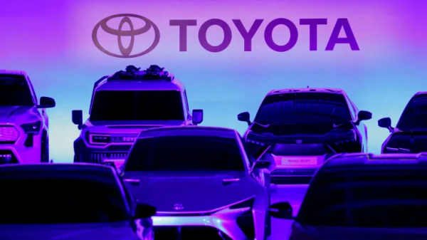 Toyota báo lợi nhuận ròng giảm lần đầu tiên trong 4 năm